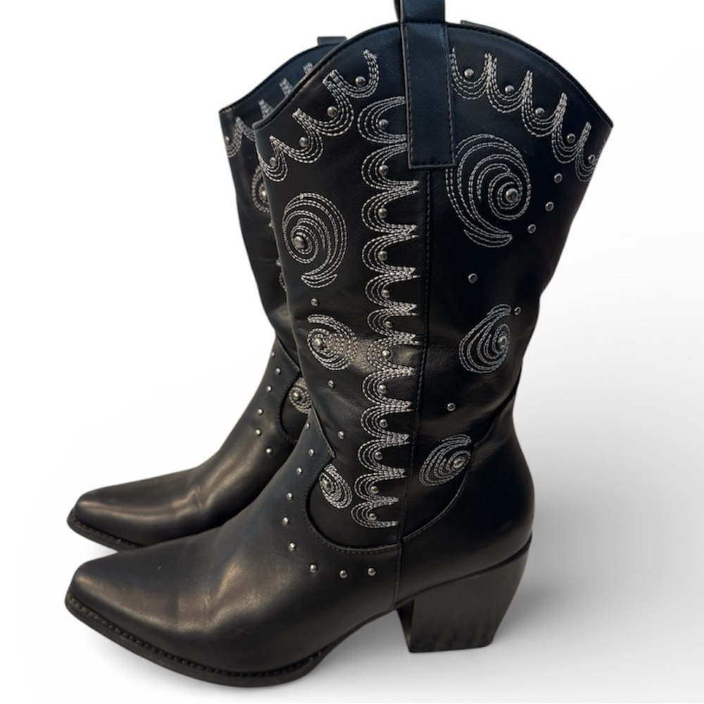 Dream Pairs Black Western Embroidered Studded Heeled Boots